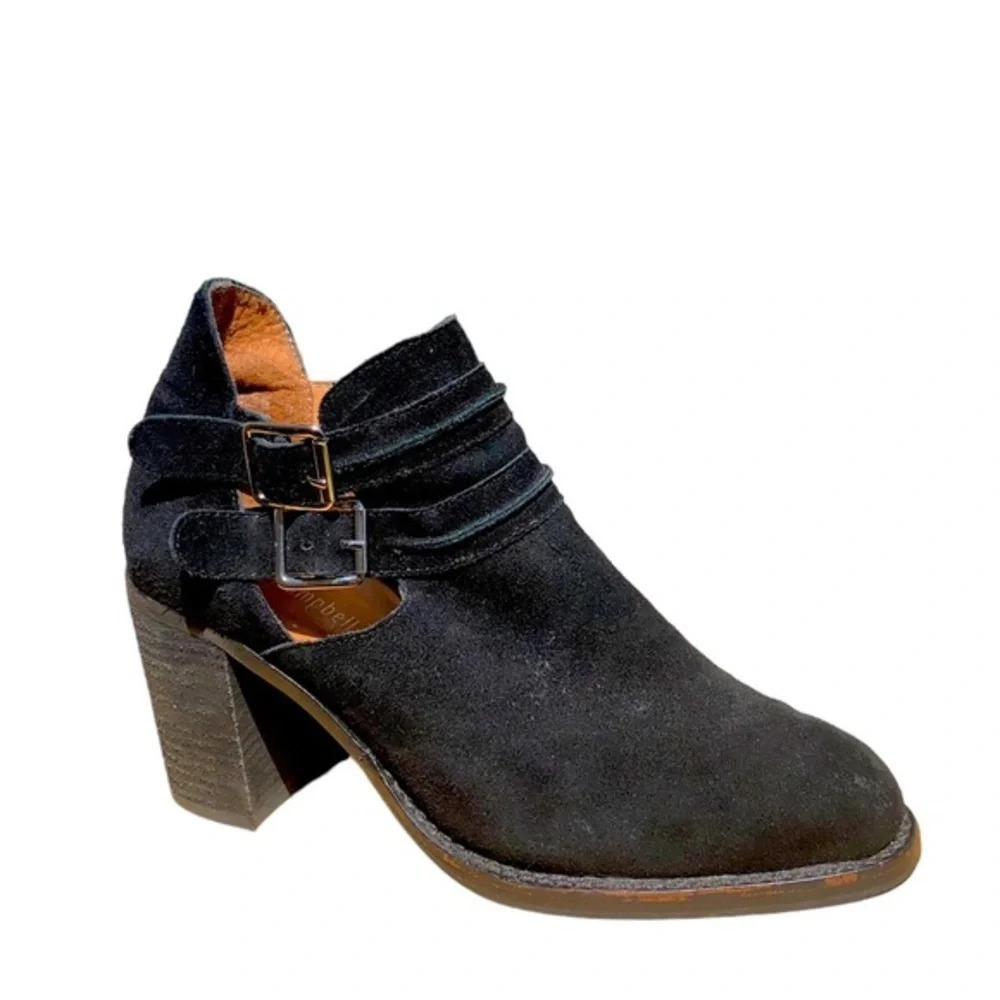 Jeffrey Campbell Black Almond Toe with Buckle Block Heel Boot Ankle Boots Size 8